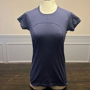 Lululemon top size 10